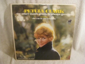 PETULA CLARK LPTHE OTHER MAN'S GRASS IS ALWAYS GREENER STEREO- 1967 NM/EX - Picture 1 of 6