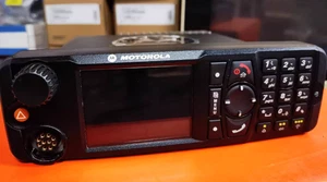 1pcs MOTOROLA model MTM5400, frequency 380-430M - Picture 1 of 5