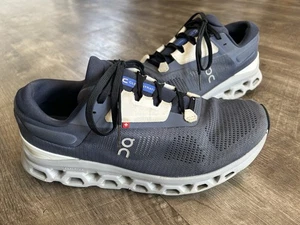 Talla 9.5 - Sobre Cloudstratus 3 Gris Metal Glaciar - Imagen 1 de 9