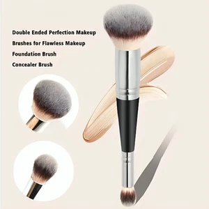 IT Cosmetics Heavenly Luxe Complexion Perfection Makeup Brush #7 New - Picture 1 of 4