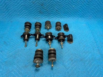 Cojines de montaje de cabina con cuadro Toyota Land Cruiser LX470 1998-2007 FABRICANTE DE EQUIPOS ORIGINALES Foto 1 de 4