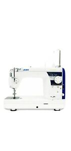 Juki Haruka TL-18QVP Mid-Arm Portable Quilting and Sewing Machine brand new!