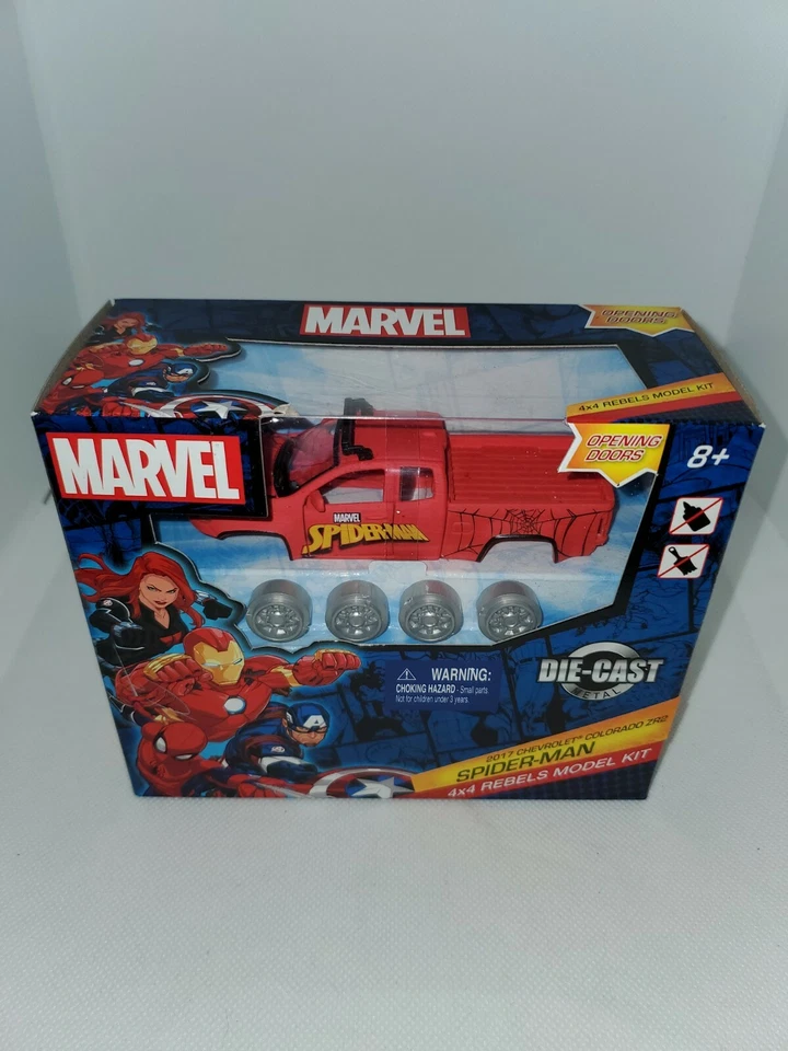 Marvel Iron Man 4x4 Rebels Die-Cast Metal Model Kit 2014 Chevy Silverado Z71