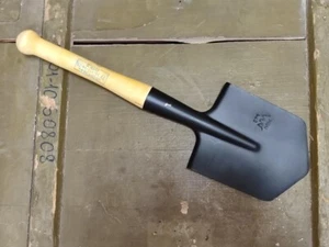Vintage USSR Soviet Russian Red Army Original Infantry Sapper Shovel 1985, NEW - Picture 1 of 4
