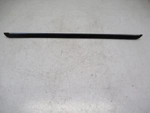 Revestimiento puerta trasera izquierda VW TOURAN 1T3 1T 1T0867449 C año 2010 (236) - Imagen 1 de 10