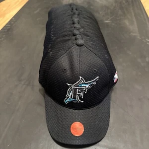 Lot Of 17 Florida Marlins Hat Black Cap Team MLB Adult 16 Sm/Med 1 L/XL - Picture 1 of 7