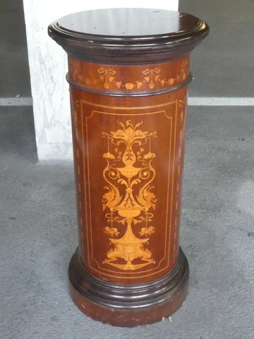 MARVELOUS 19TH CENTURY INLAID MARQUETRY PEDESTAL WITH SERPANTS Cover