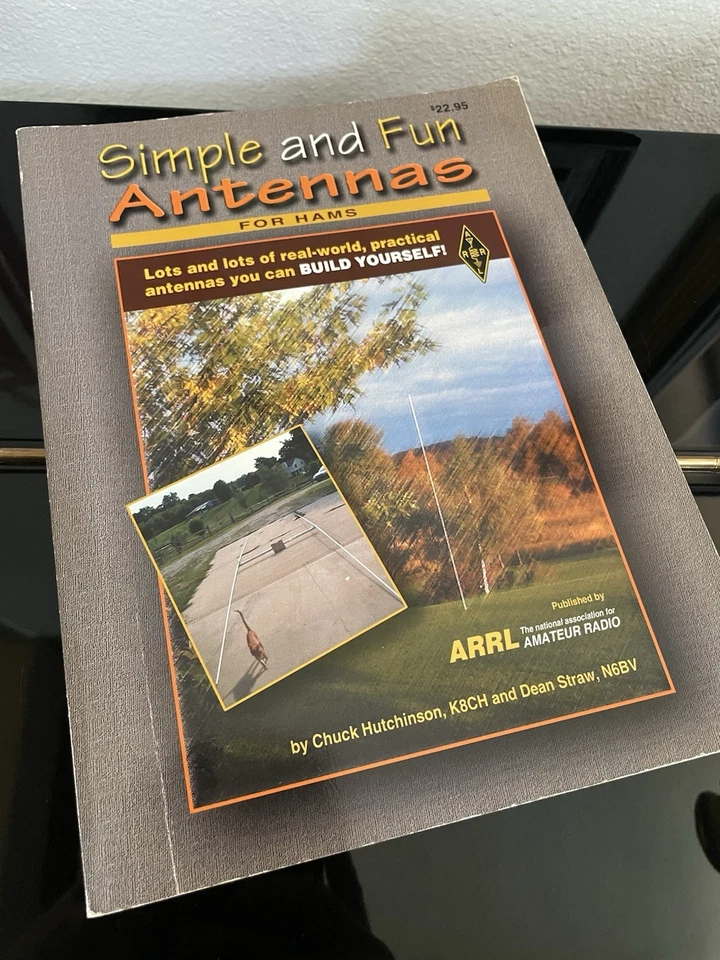 Simple and Fun Antennas for Hams by Chuck Hutchinson / Dean Straw TPB AARL VG+ - Image 1 of 4