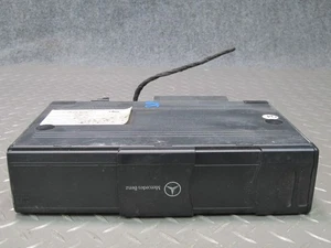 03-08 MERCEDES R230 CLASE SL CAMBIADOR REPRODUCTOR DE CD CON CARGADOR 2038209089 OEM - Imagen 1 de 14