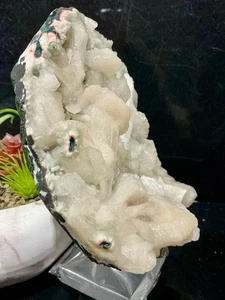 Stilbite Apophyllite and Heulandite Chalcedony Apophyllite Stilbite inclusions - Picture 1 of 10