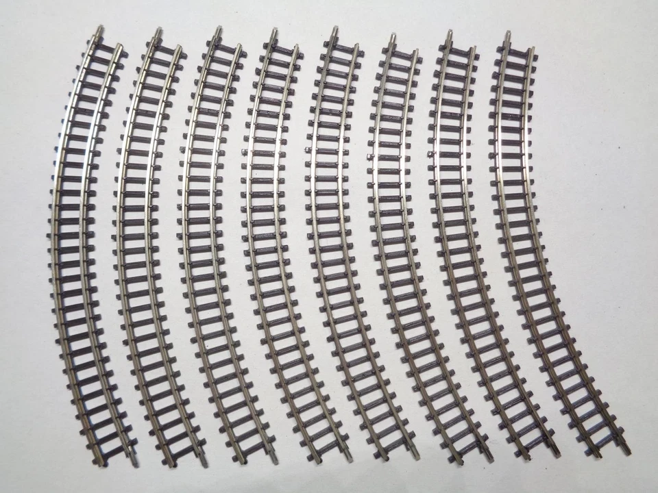 Märklin Mini Club 8510 Curved Track 8 Pieces (14487) - Image 1 of 1