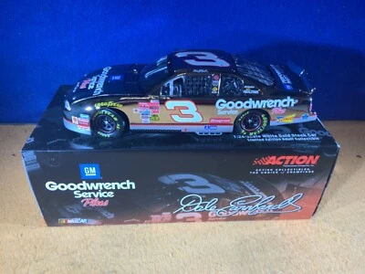 L9-61 DALE EARNHARDT #3 GM GOODWRENCH / WHITE GOLD - 2001 CHEVY MONTE CARLO - Image 1 of 4