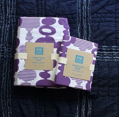 Funda nórdica Pottery Barn Teen Flower Chain funda de almohada ciruela oscura reina completa 3 piezas Foto 1 de 3