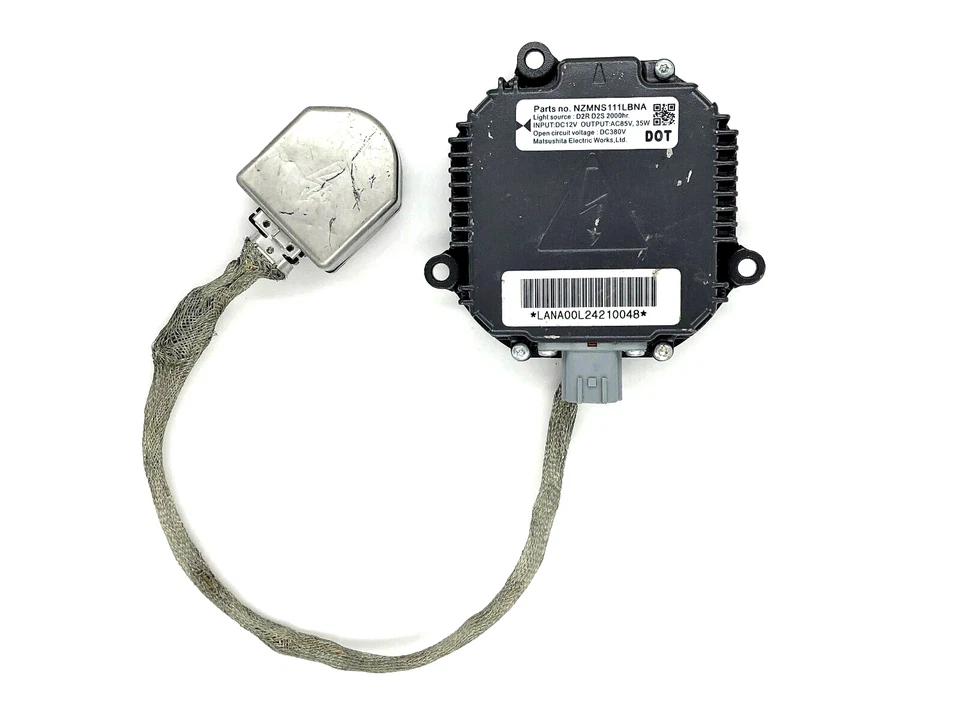 OEM for Mazda 3 6 Xenon HID Headlight Ballast Igniter Socket BBM5-51-0H3 - Image 1 of 2