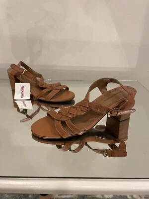 Zapatos para mujer Adrienne Vittadini sandalias topo cuña talla 8 Foto 1 de 4