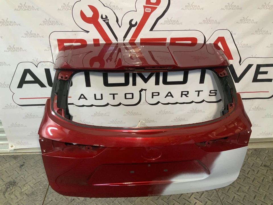 2020 2021 2022 2023 Toyota Highlander Tailgate Lid Liftgate Shell OEM - Image 1 of 4