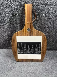 Vintage Tiled Trivet / Chopping board Black with White Bottle design used. - Foto 1 di 6