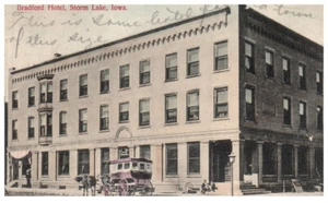 Postcard Bradford Hotel Storm Lake Iowa IA Street VIew Horse and Carriage 1909 - Picture 1 of 3