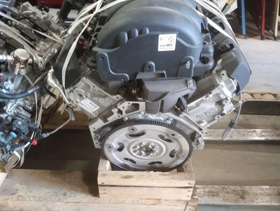 Motor V8 5,3 L 12716400 compatible con Sierra Denali 1500 22-25 3105187 Foto 1 de 4