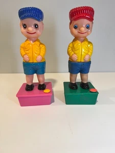 2 Wee Pee the Wee Wee Squirting Boy von Domagron - Bild 1 von 6