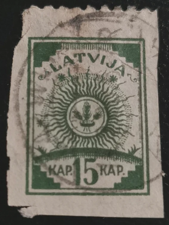 Letonia: 1919 Impreso en papel Pelure fino, 15 K. (Sello coleccionable). Foto 1 de 1