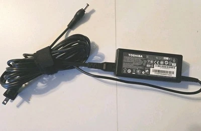 Genuine Toshiba PA3917u-1ACA PA3467U-1ACA PA3714U-1ACA PA-1650-21 Laptop Charger - Image 1 of 3