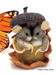 CHARMING TAILS Acorn Built For Two Figurine, Fitz & Floyd Boxed - Picture 1 of 12
