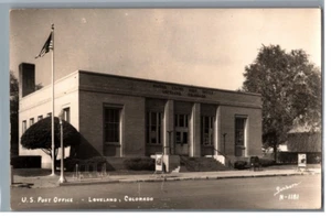 US Post Office, Loveland, Colorado (~1950) Vintage RPPC Postkarte - Bild 1 von 2