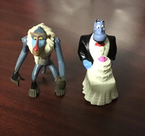 Disney 3.5" Aladdin Genie & Wedding Cake on Wheels & Lion King Rafiki Lot - Picture 1 of 1