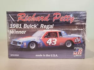 Salvinos JR Model RPB1981D Richard Petty 1981 Buick Regal Winner NIB 1/24 - Picture 1 of 2