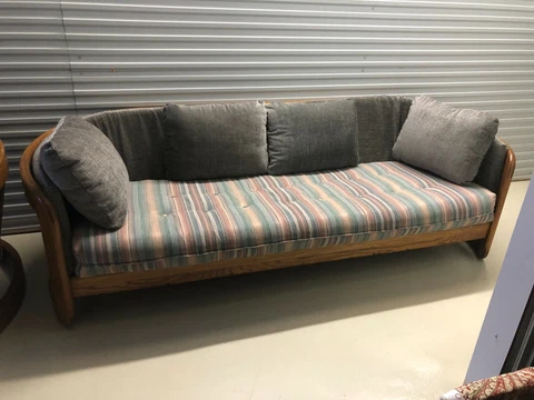 VINTAGE - MID-CENTURY HOWARD SOFA AND LOUNGE CHAIR Cover