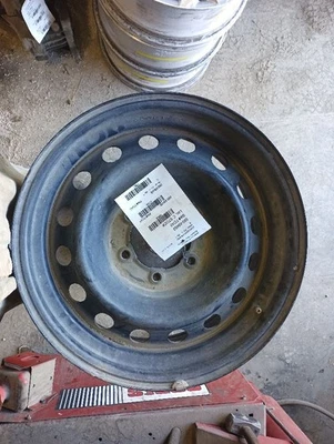 Rueda de repuesto tamaño completo 17x7,5 sin neumáticos acero de Toyota Tacoma 12255244 2018 Foto 1 de 4