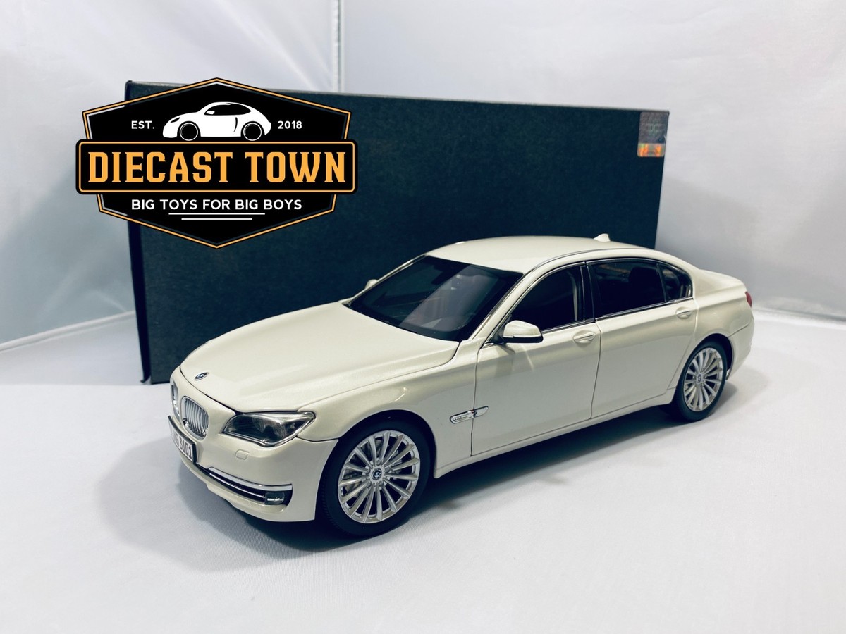 Kyosho BMW 1:18 Scale Diecast & Toy Vehicles for sale | eBay