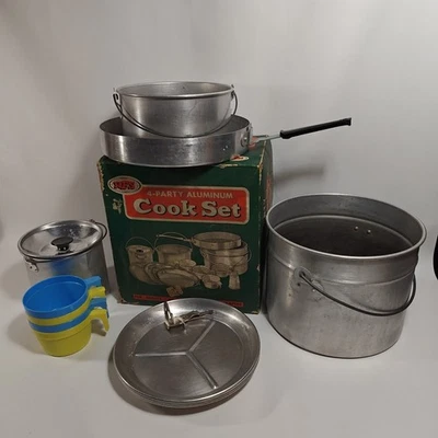 Vintage WFS NO. 106 4 Party Aluminum Cook Set Camping Hunting Scouts Vintage  - Image 1 of 4