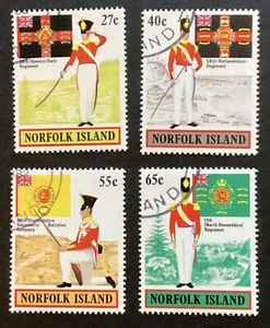 Conjunto de uniformes militares Islas Norfolk 1982 vfu (A662) - Imagen 1 de 2