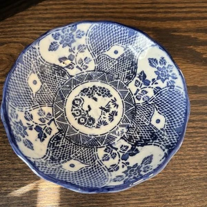 ANTIQUE JAPANESE BLUE & WHITE PORCELAIN SOMETSUKE KO IMARI BOWL DISH 6” - Picture 1 of 5