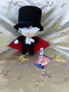 Sailor Moon S maschera smoking 9 pollici peluche cappello mantello occhiali peluche NUOVO con etichetta - Foto 1 di 7