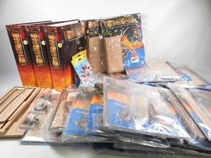 Black Pearl Hachette, Fluch der Karibik div. Ausgaben,Sockel, Figuren und Ordner - Bild 1 von 4