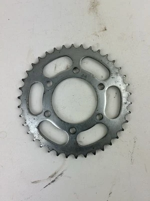 Piñón trasero Kawasaki CSR750 M1 JT 1982 38T Foto 1 de 4