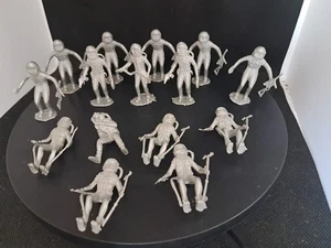 Vintage 1960's MARX MPC  Plastic Space Men Hong Kong Silver  - Picture 1 of 4
