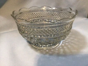 Anchor Hocking Wexford Large Fruit Serving Bowl Pedestal Base Scalloped Rim - Picture 1 of 4