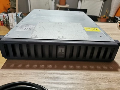 Netapp FAS2040 (NAF-0602) inkl. Kabel, LWL, Festplatten und Rackmount [12x1TB] - Bild 1 von 4