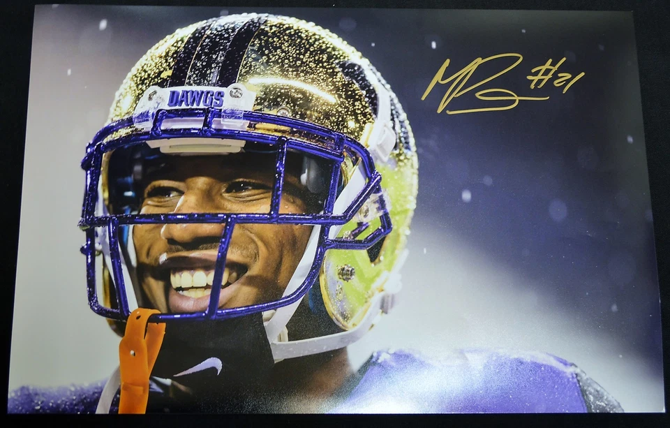 Foto autografiada firmada por Marcus Peters 12x18 AUTO UW Huskies Smile in the Rain  Foto 1 de 1