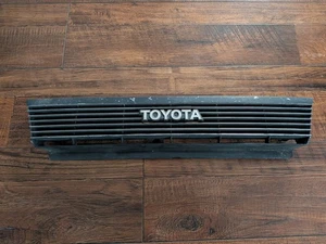 OEM 1987-1991 Toyota Camry Front Chrome Grill Grille Upper Radiator Black Logo - Picture 1 of 5