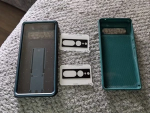 Google Pixel Pro 7 2 Green Cases And 2 New Camera Covers - Zdjęcie 1 z 4