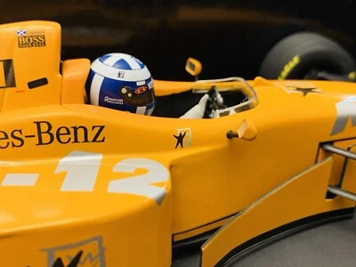 1/18 Minichamps 97 McLaren Mercedes Benz MP4/12 V10 Escocia David Coulthard Foto 1 de 4