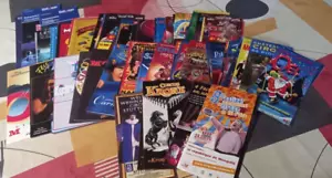LOT OF 87 FRENCH AND INTERNATIONAL CIRCUS FLYERS - Picture 1 of 2