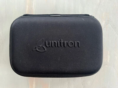 Estuche de protección para audífonos Unitron Moxi SOLO Foto 1 de 3