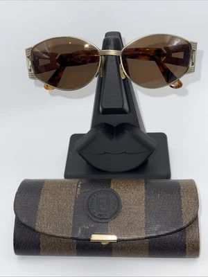 Gafas de sol Fendi Vintage Tortuga Bronce Marrón y Dorado FS 138 FF Logo Italia 135 Foto 1 de 4