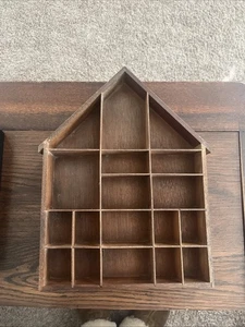 Vintage Holz Regal Vitrine Schrank Wandbehang Fingerhut Miniatur Haus - Bild 1 von 10